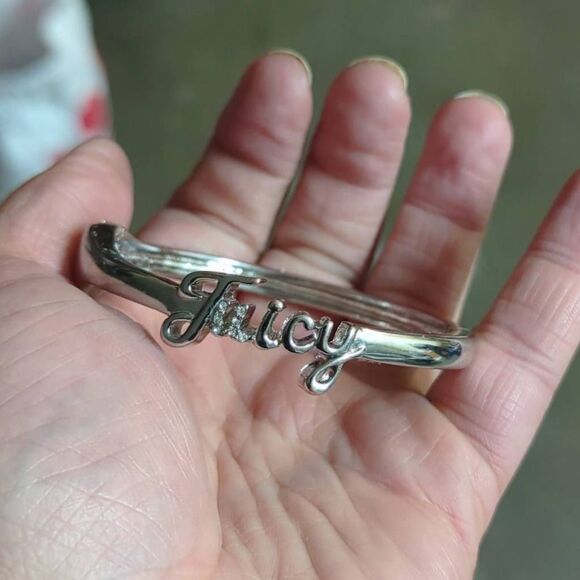 Juicy Couture "Juicy" Silver-tone Bangle Bracelet. - Picture 3 of 7